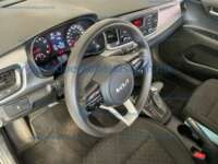 Kia Rio 2022 4p L L4/1.6 Aut      IMG_9039