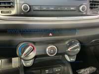 Kia Rio 2022 4p L L4/1.6 Aut      IMG_9046