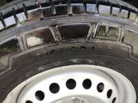 Nissan NP300 Estacas 2021 2p L4/2.5 Man A/A Línea Nueva 2021 Nissan NP300 Estacas Venta Llantas 2