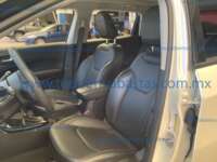 Jeep Compass 2021 5p Limited Premium L4/2.4 4X2 Aut IMG_4307