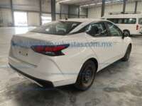 Nissan Versa 2021 4p Sense L4/1.6 CVT IMG_3275