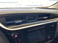 Toyota Corolla 2017 4p Base L4/1.8 CVT   2017 Toyota Corolla Ingreso Interiores 8