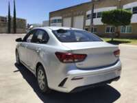 Kia Rio 2023 4p Sedán LX L4/1.6 Aut 2023 Kia Rio Venta Exteriores 7