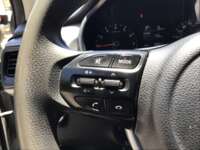 Kia Rio 2023 4p Sedán LX L4/1.6 Aut 2023 Kia Rio Venta Interiores 5