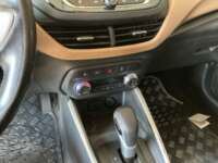 Chevrolet Onix 2021 4p Premier L3/1.2/T Aut IMG_7255