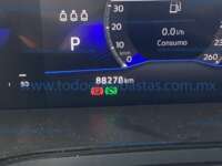 Volkswagen Taos 2023 5p Comfortline L4/1.4/T Tiptronic IMG_4934