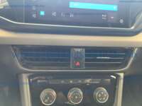 Volkswagen Taos 2023 5p Comfortline L4/1.4/T Tiptronic IMG_4942