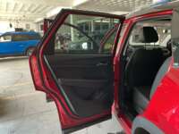 Chevrolet Captiva 2026 5p Premier Black Edition L4/1.5/T Aut IMG_7546