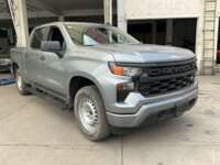 Chevrolet Silverado 2024 4p Custom Doble Cabina 4x4 V8/5.3 Aut IMG_0380