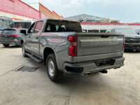 Chevrolet Silverado 2024 4p Custom Doble Cabina 4x4 V8/5.3 Aut IMG_0384