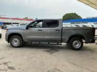 Chevrolet Silverado 2024 4p Custom Doble Cabina 4x4 V8/5.3 Aut IMG_0385
