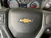 Chevrolet Silverado 2024 4p Custom Doble Cabina 4x4 V8/5.3 Aut IMG_0410