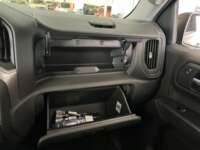 Chevrolet Silverado 2024 4p Custom Doble Cabina 4x4 V8/5.3 Aut IMG_0408