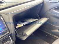 Volkswagen Saveiro 2025 2p Robust L4/1.6 Man A/A 2025 Volkswagen Saveiro Ingreso Interiores 14