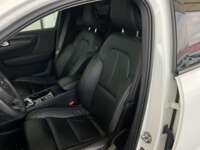 Volvo XC40 2023 5p Recharge Ultimate Dark PHEV T5 L3/1.5/T Aut 2023 Volvo XC40 Venta Interiores 20