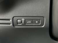 Volvo XC40 2023 5p Recharge Ultimate Dark PHEV T5 L3/1.5/T Aut 2023 Volvo XC40 Venta Interiores 5
