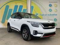 Kia Seltos 2021 5p GT Line L4/1.4 Turbocargado GDI DCT 2021 Kia Seltos Venta Exteriores 3