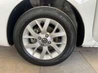 Nissan V-Drive 2022 4p L4/1.6 Man 2022 Nissan V-Drive Venta Llantas 1