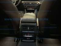 BMW 330E 2023 330e Híbrido/Aut 2023 BMW 330E Ingreso Interiores 10