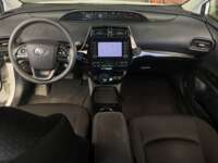 Toyota Prius 2021 5p Base Hibrido L4/1.8 Aut 2021 Toyota Prius Venta Interiores 4