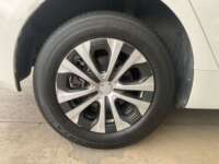 Toyota Prius 2021 5p Base Hibrido L4/1.8 Aut 2021 Toyota Prius Venta Llantas 7