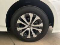 Toyota Prius 2021 5p Base Hibrido L4/1.8 Aut 2021 Toyota Prius Venta Llantas 10