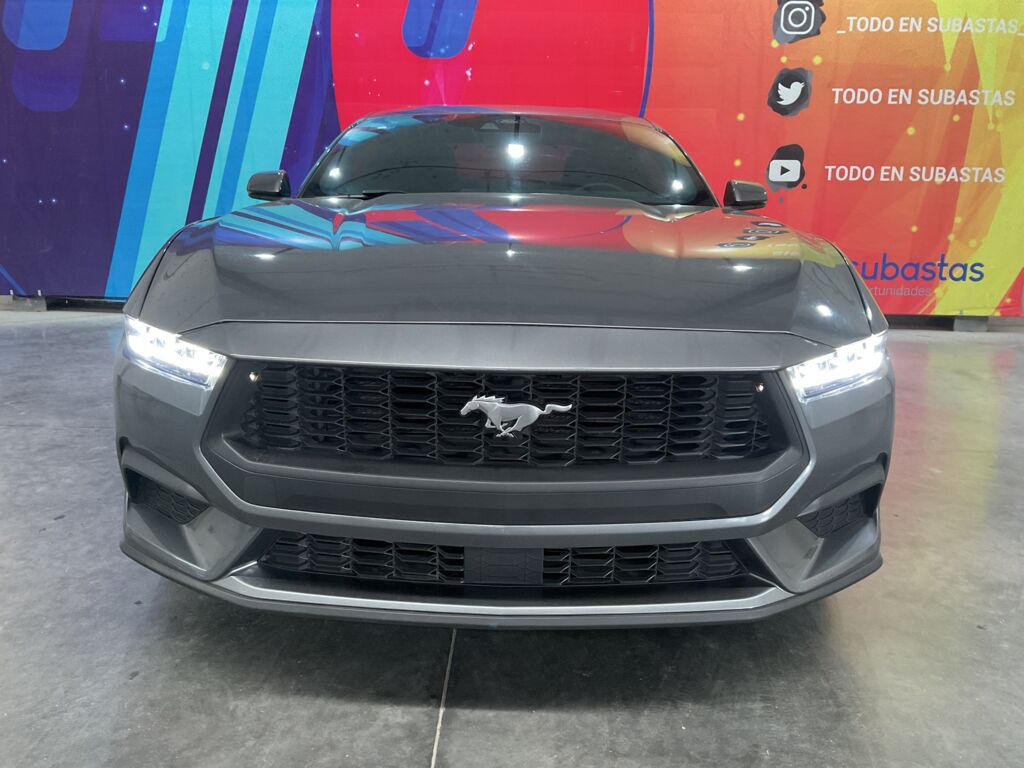 Ford Mustang Otros Años  2024 Ford Mustang Venta Exteriores 2