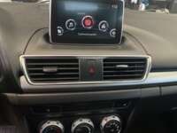 Mazda 3 2016 4p Sedán i Touring L4/2.0 Aut   2016 Mazda 3 Venta Interiores 9