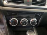 Mazda 3 2016 4p Sedán i Touring L4/2.0 Aut   2016 Mazda 3 Venta Interiores 10
