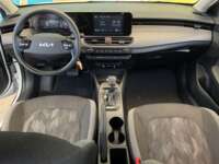 Kia k3 2025 4p L4/1.6 Aut 2025 Kia k3 Venta Interiores 4