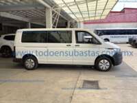 Volkswagen Transporter 2024 5p TDI L4/2.0/T Man 9 Pas 2024 Volkswagen Transporter Ingreso Exteriores 3