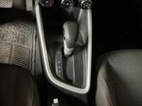 Chevrolet Onix 2024 4p LT L3/1.0/T Aut IMG_8429