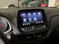 Chevrolet Onix 2024 4p LT L3/1.0/T Aut IMG_8426