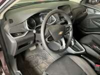 Chevrolet Onix 2024 4p LT L3/1.0/T Aut IMG_8421