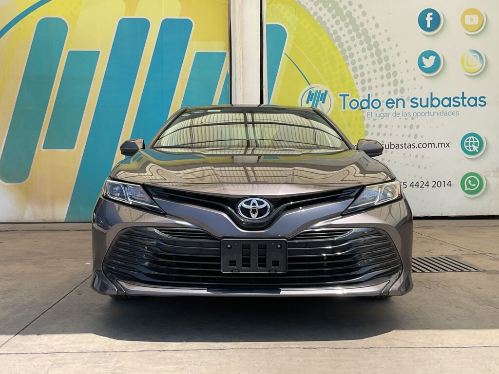 Toyota Camry 2020 4p LE L4/2.5 Aut 2020 Toyota Camry Venta Exteriores 2