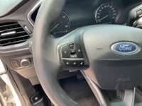 Ford Escape 2022 5p SE Híbrida L4/2.5 Aut 2022 Ford Escape Venta Interiores 4