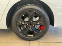 Chevrolet Onix 2023 4p Premier Redline L3/1.0/T Aut 2023 Chevrolet Onix Venta Llantas 4