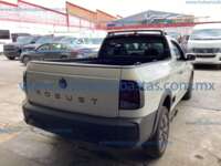 Volkswagen Saveiro 2025 2p Robust L4/1.6 Man A/A 2025 Volkswagen Saveiro Ingreso Exteriores 4