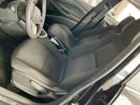 Chevrolet Onix 2025 4p LT L3/1.0 Man  IMG_2252