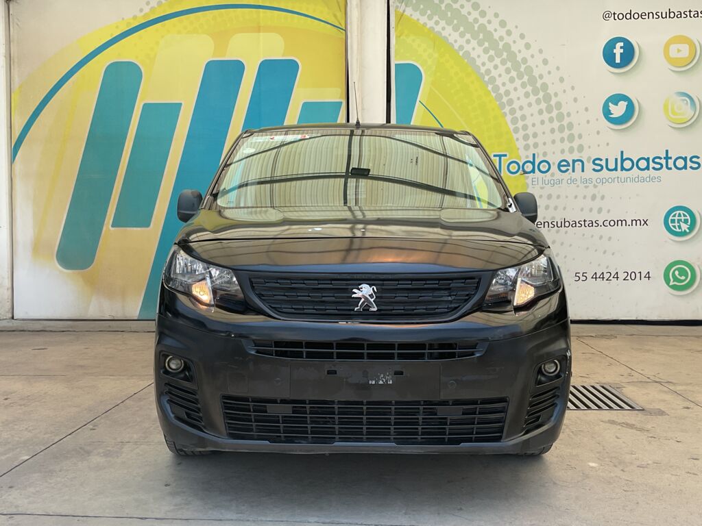 Peugeot Partner 2020 1.6 Lts, HDI, T/M 6 2020 Peugeot Partner Venta Exteriores 2