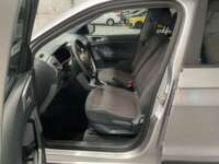 Volkswagen T-Cross 2024 5p Trendline L4/1.6 Aut 2024 Volkswagen T-Cross Venta Interiores 16