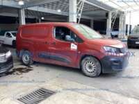 Peugeot Partner 2020 5p L4/1.6/T Diesel Man 2020 Peugeot Partner Ingreso Exteriores 3