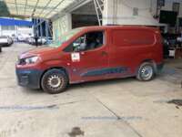 Peugeot Partner 2020 5p L4/1.6/T Diesel Man 2020 Peugeot Partner Ingreso Exteriores 7