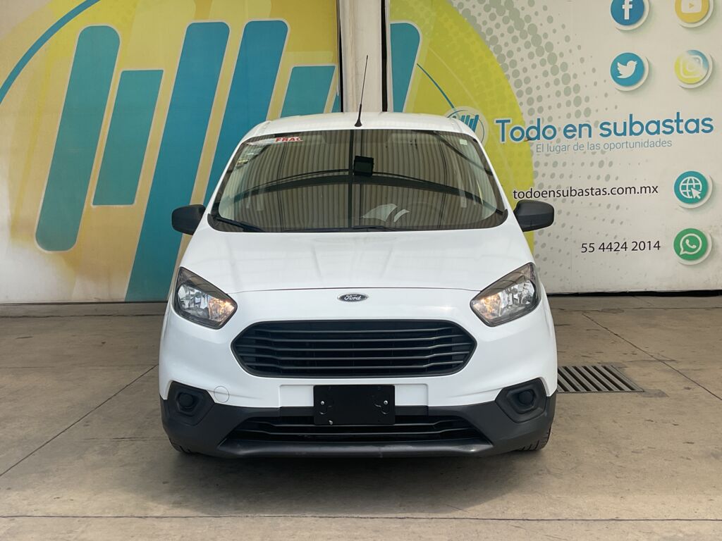 Ford Transit 2022 5p Courier Van L3/1.0 Man 2022 Ford Transit Venta Exteriores 2