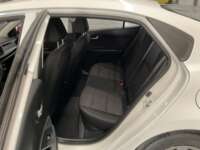 Kia Rio 2023 4p Sedán L L4/1.6 Aut 2023 Kia Rio Venta Interiores 14