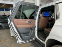 Chevrolet Tahoe 2023 5p High Country V8/6.2 Aut IMG_2471