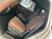 Chevrolet Tahoe 2023 5p High Country V8/6.2 Aut IMG_2472