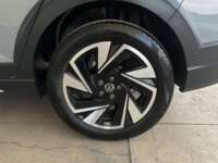Volkswagen Nivus 2026 5p Highline L3/1.0/T Tiptronic 2026 Volkswagen Nivus Venta Llantas 4