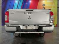 Mitsubishi L200 2021 4p Doble L4/2.5/T Diesel Man 4x4 2021 Mitsubishi L200 Venta Exteriores 6
