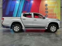Mitsubishi L200 2021 4p Doble L4/2.5/T Diesel Man 4x4 2021 Mitsubishi L200 Venta Exteriores 8